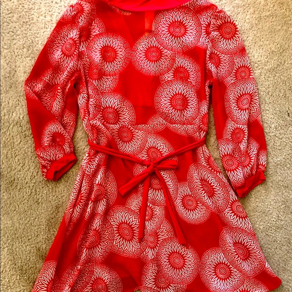 Red patterned blouse - Picture 1 of 2